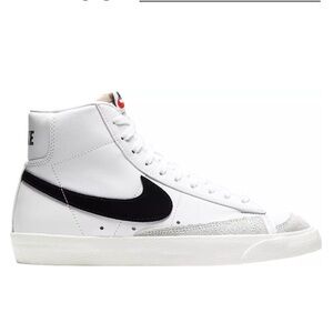 Nike Blazer Mid '77 Sneakers